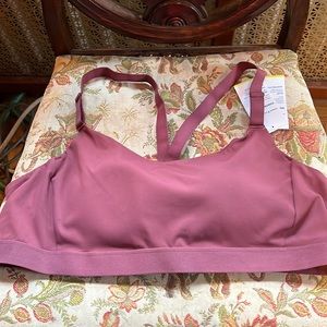 NWT Old Navy Sports Bra